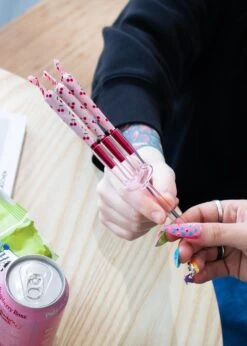 TRIPLE JOINT HOLDER - PINK(Triple Joint Holder Pink)