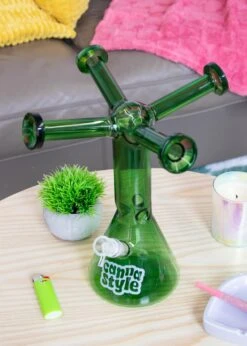 GREEN HUNGRY HUNGRY HIPPOS BONG(Hungry Hungry Hippos Bong Green) -Glass Smoke World IMG 1655