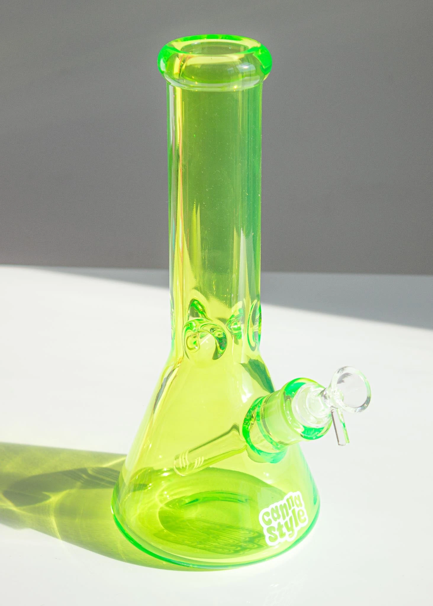 JELLY NEON BEAKER BONG(Jelly Neon Beaker Bong) 3 JELLY NEON BEAKER BONG(Jelly Neon Beaker Bong) - Image 3