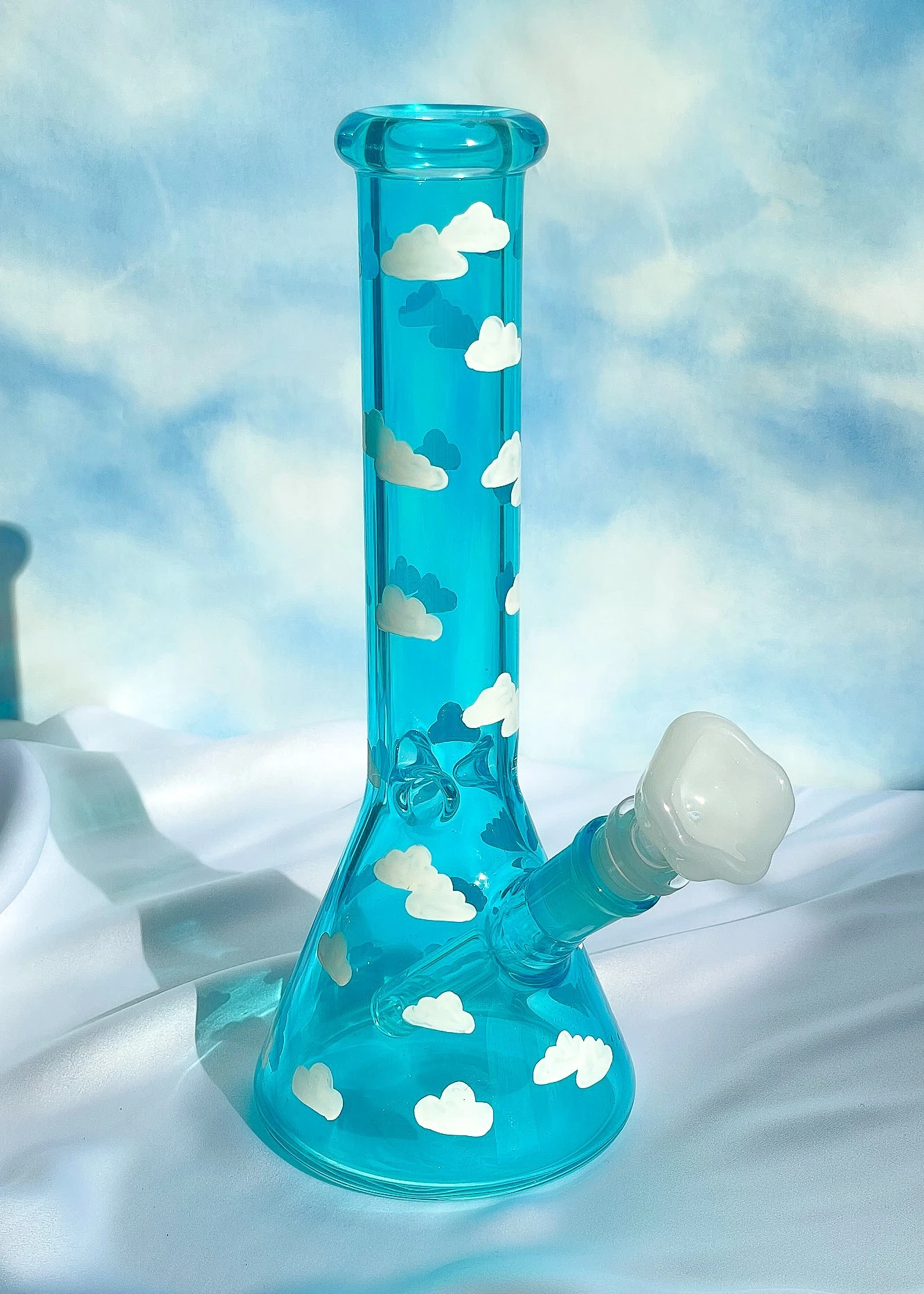 CLOUD BONG 10"(Dreamy Cloud Bong) 2 CLOUD BONG 10"(Dreamy Cloud Bong) - Image 2