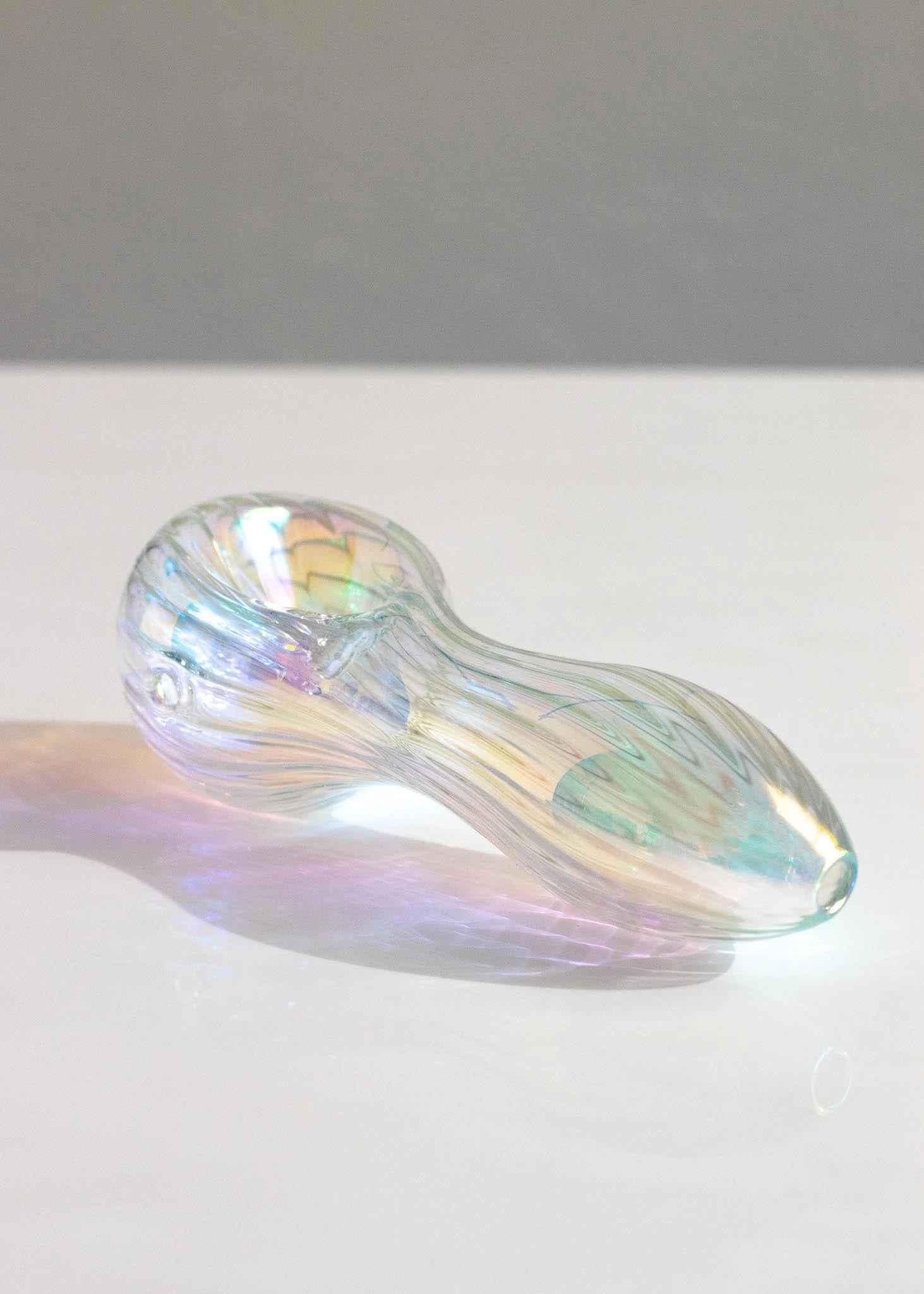 IRIDESCENT SWIRL SPOON PIPE(Iridescent Swirl Spoon Pipe) 4 IRIDESCENT SWIRL SPOON PIPE(Iridescent Swirl Spoon Pipe) - Image 4