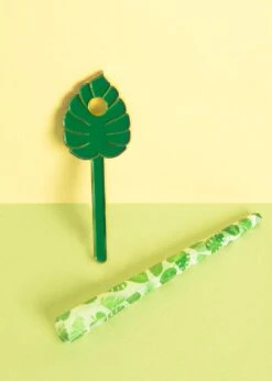 PLANT MOM CONES (8-pack)(Plant Mom Cones) 6 PLANT MOM CONES (8-pack)(Plant Mom Cones) -Glass Smoke World LeafJointHolder 04acopy